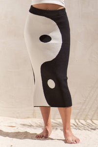 YIN & YANG KNIT SKIRT