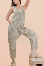 Load image into Gallery viewer, Remi Camo Jumper
