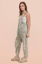 Load image into Gallery viewer, Remi Camo Jumper